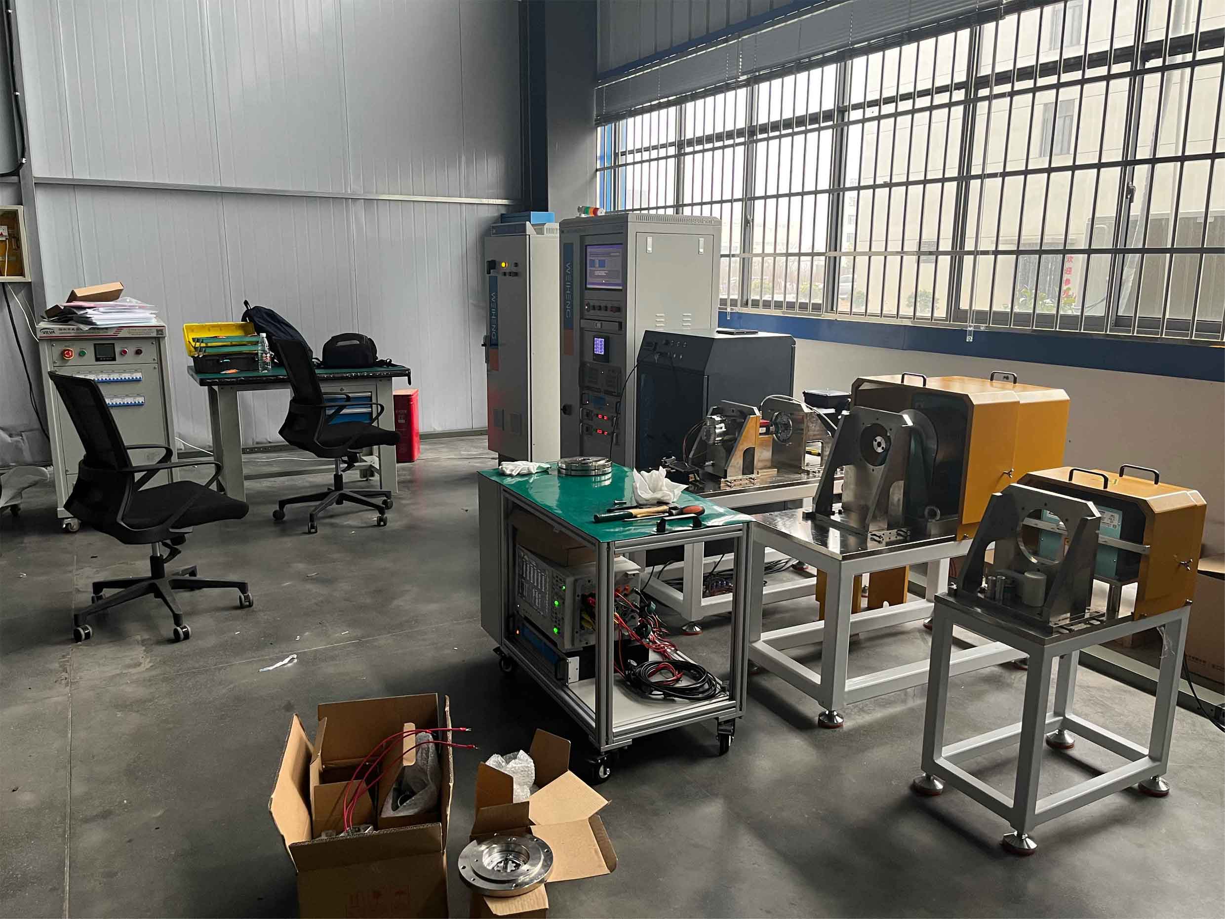 湖南機油泵股份有限公司調(diào)試現(xiàn)場